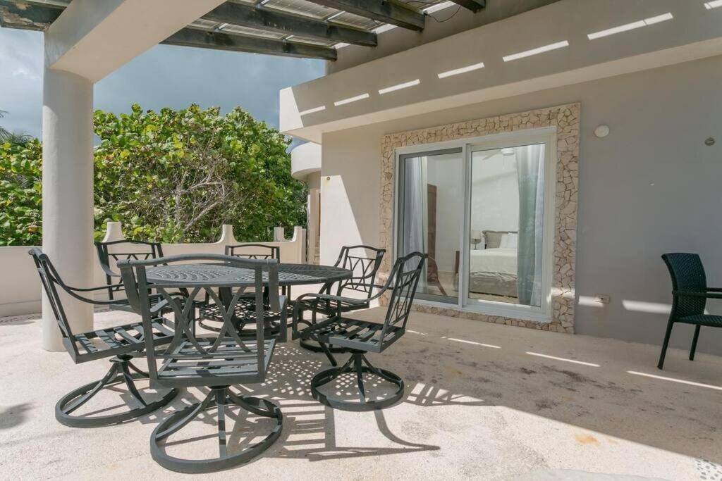 Luxury 5-Br Beachfront Home In Tulum Casa Sofia Gato Экстерьер фото