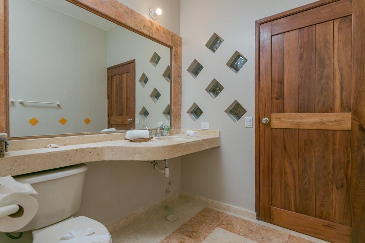 Luxury 5-Br Beachfront Home In Tulum Casa Sofia Gato Экстерьер фото