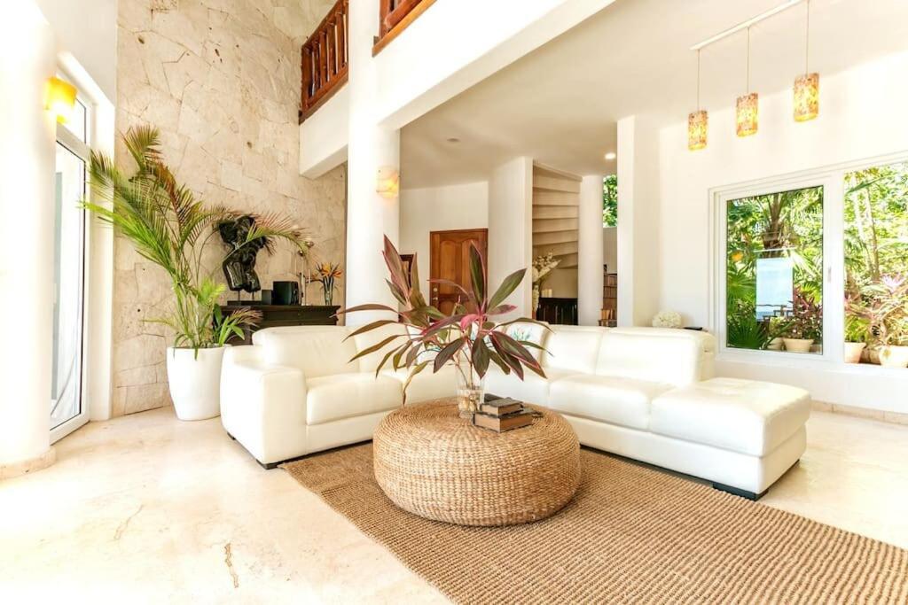 Luxury 5-Br Beachfront Home In Tulum Casa Sofia Gato Экстерьер фото
