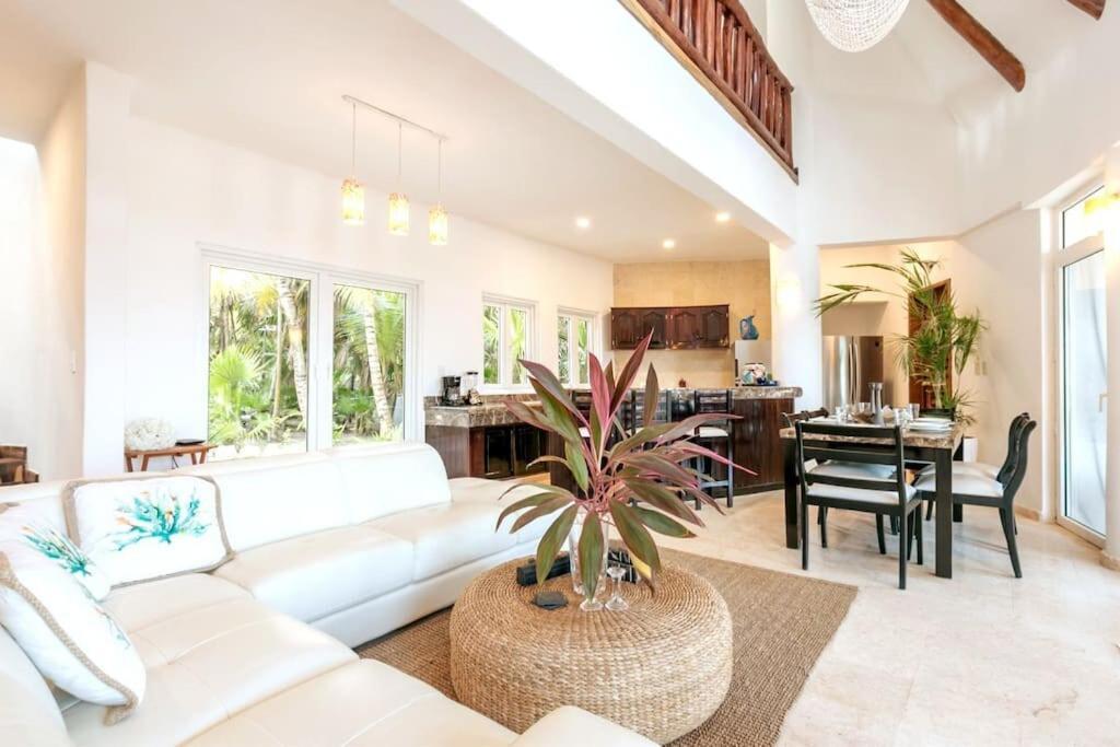 Luxury 5-Br Beachfront Home In Tulum Casa Sofia Gato Экстерьер фото